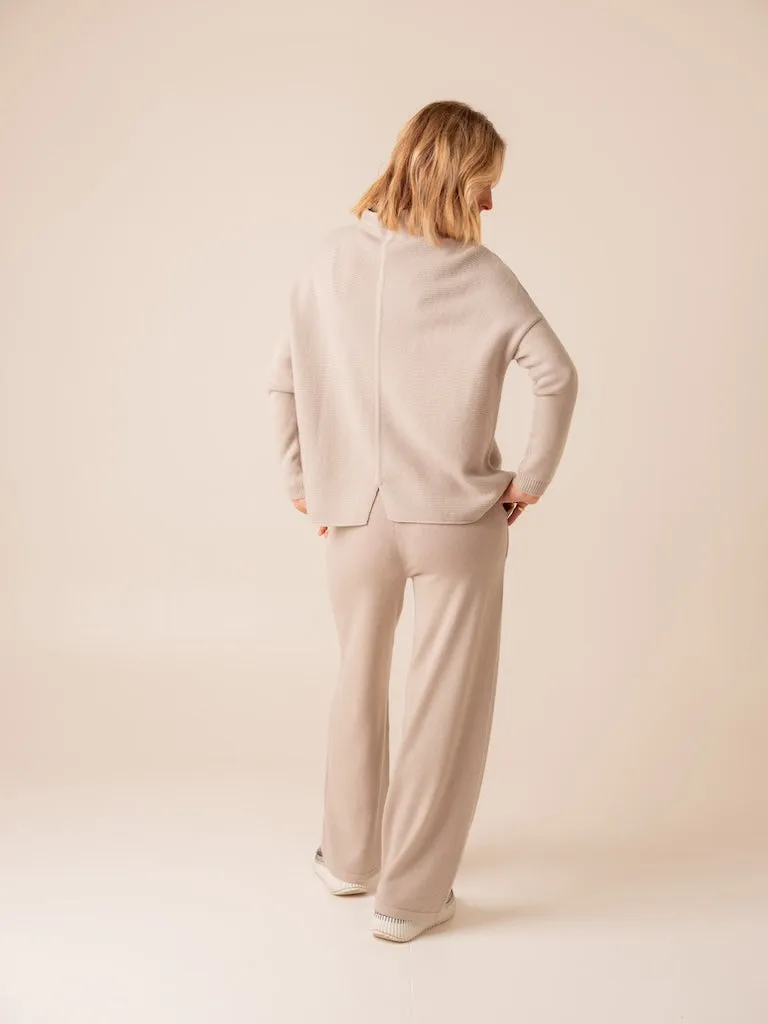 Harpers Emporium Funnel Cashmere in Marbello