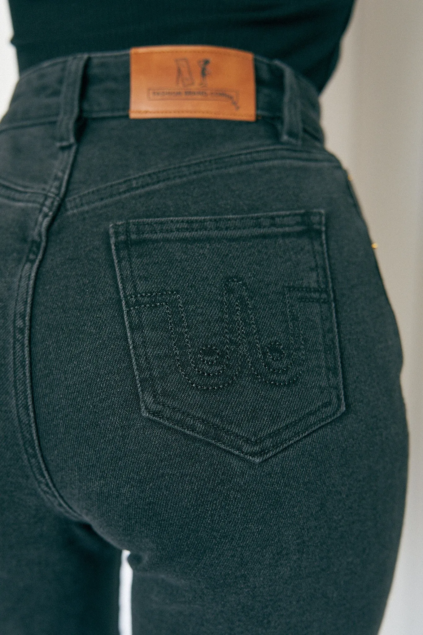 Nap Jeans for big butts Black denim